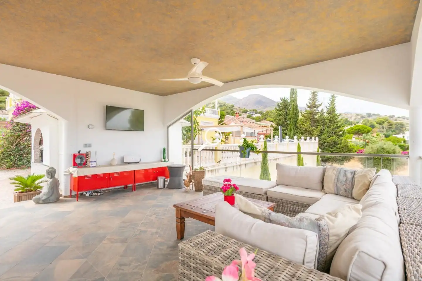 Terrassa de Casa o xalet en venda en Alhaurín de la Torre amb Aire condicionat, Jardí privat i Terrassa