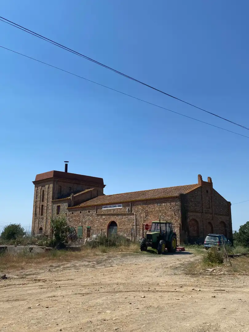 Vista exterior de Edificio en venta en Vilajuïga