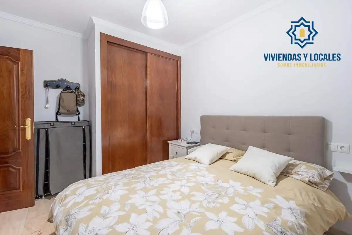 Casa amb terrassa en venda a Peligros, imagen 15