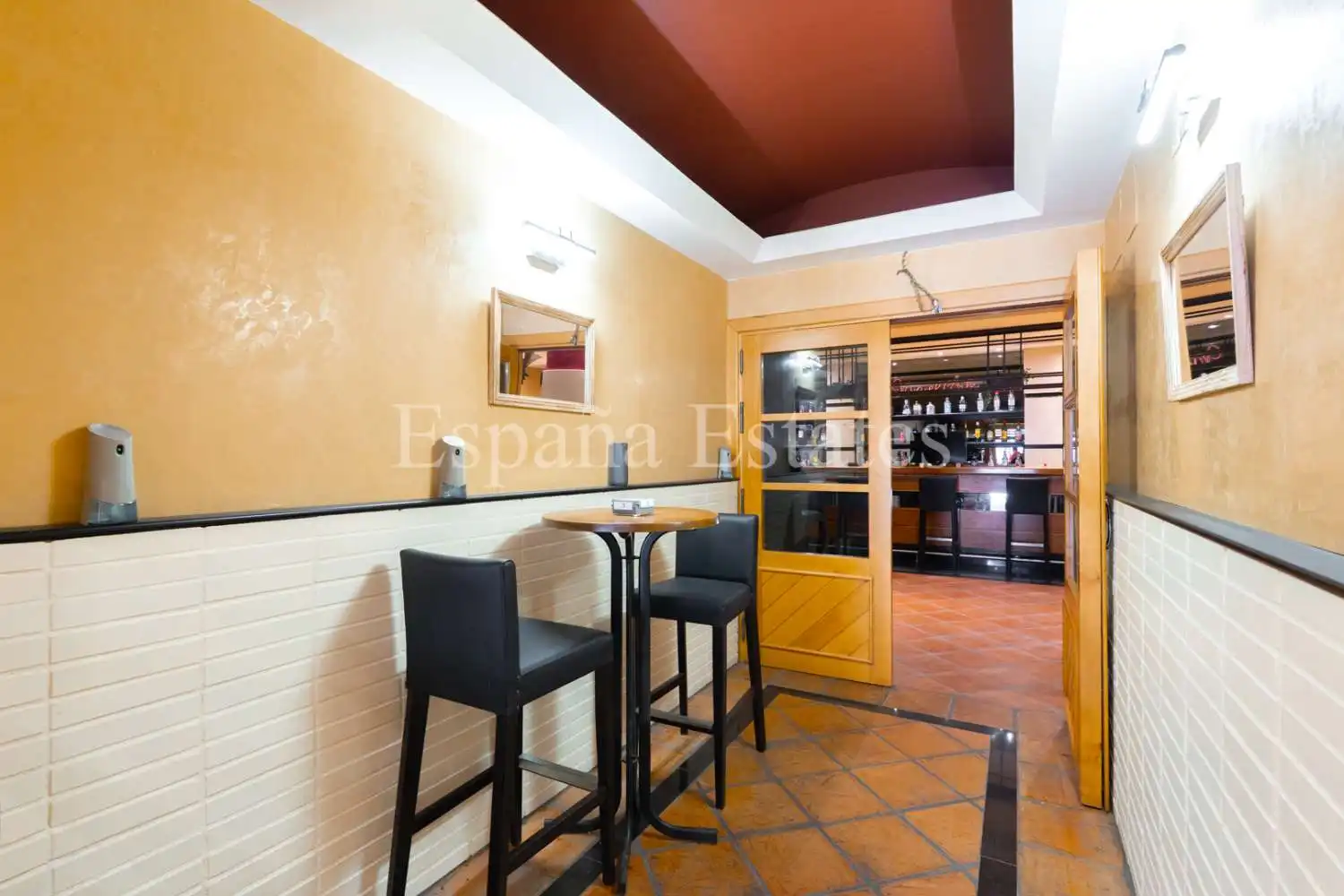 Local en venta en Nerja con Aire acondicionado