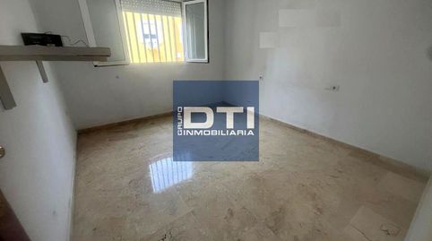 Foto 3 de Casa o chalet en venta en Camilo José Cela, Castilleja de Guzmán, Sevilla