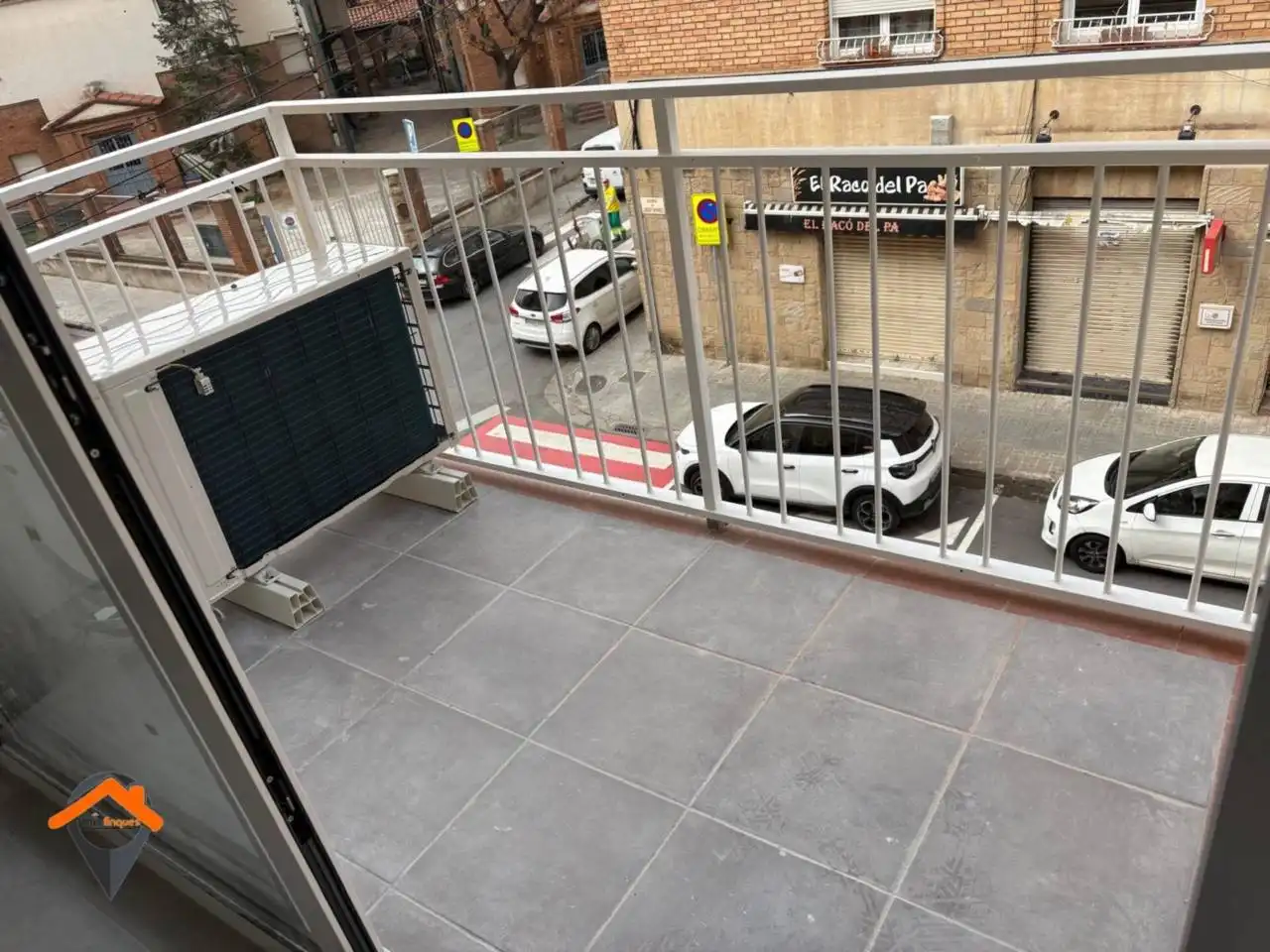 Parkplatz von Wohnung zum Verkauf in Sabadell mit Klimaanlage, Heizung und Terrasse