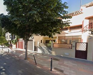 Vista exterior de Casa o xalet en venda en Getafe amb Aire condicionat, Terrassa i Balcó