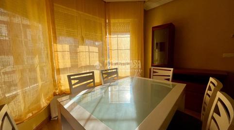 Foto 5 de Casa adosada en venda a Valdepeñas, Ciudad Real