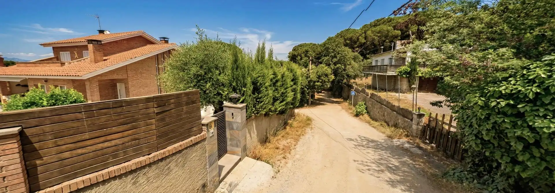 Exterior view of Houses for sale in Vilanova del Vallès  with Private garden, Terrace and Storage room