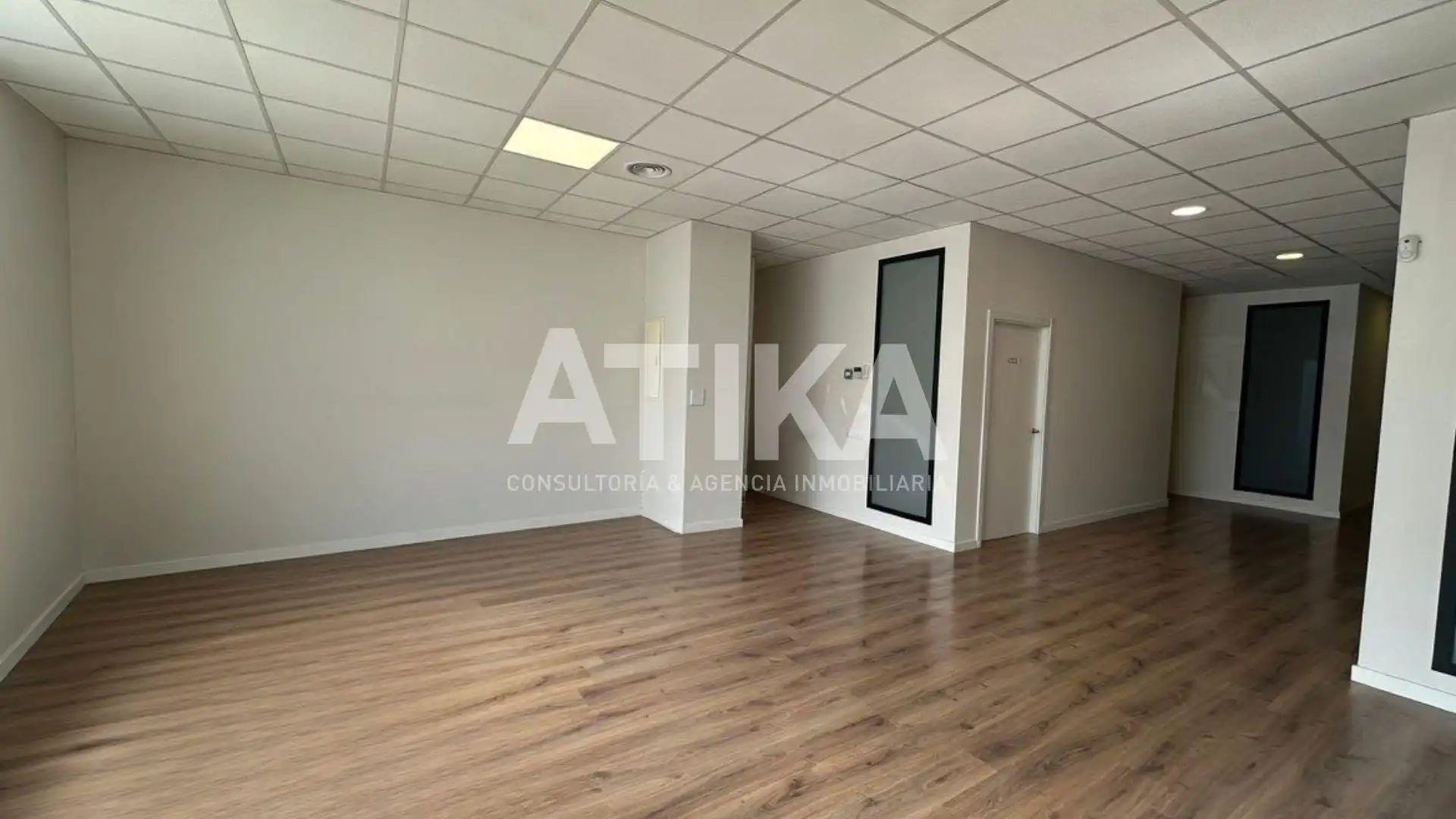Business premises to rent in Sant Josep - Zona Hospital, imagen 3