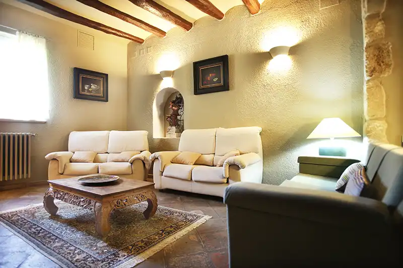 Sala de estar de Finca rústica en venta en Puigdàlber con Aire acondicionado, Calefacción y Jardín privado