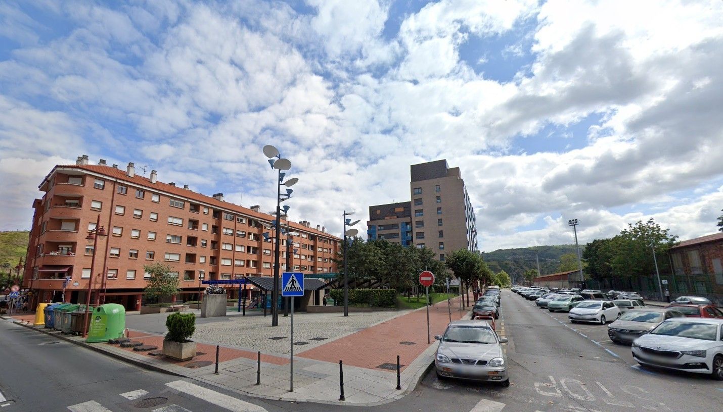 Vista exterior de Garatge en venda en Barakaldo 