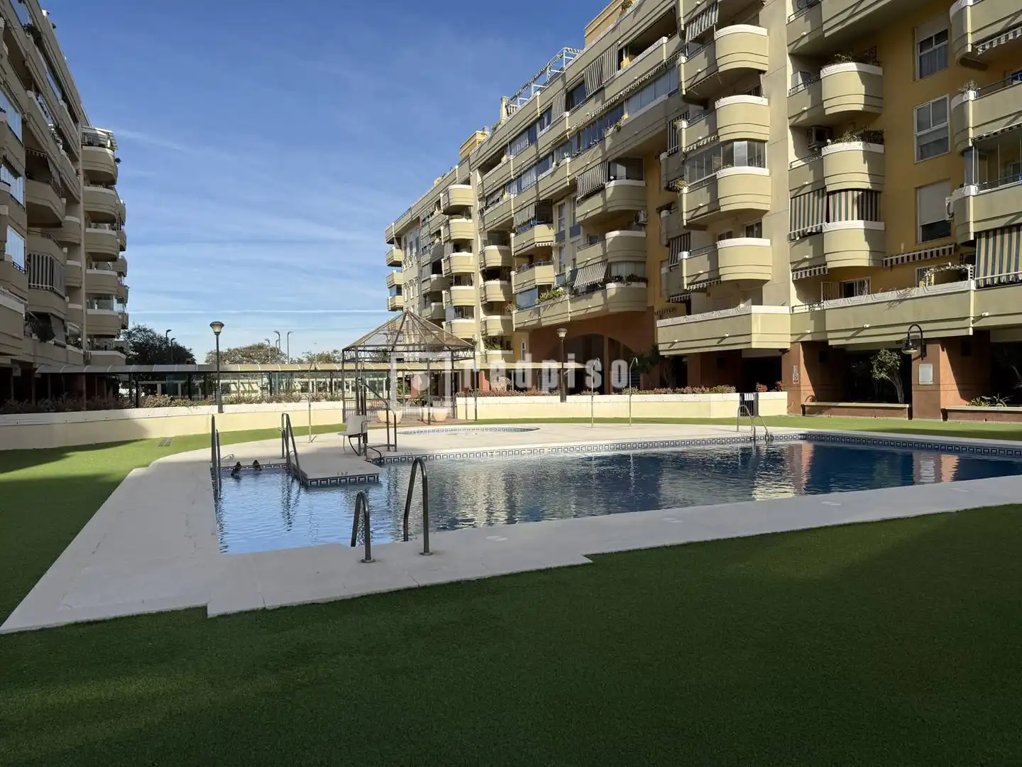 Swimming pool of Flat for sale in Málaga  with Private garden, Terrace and Swimming Pool