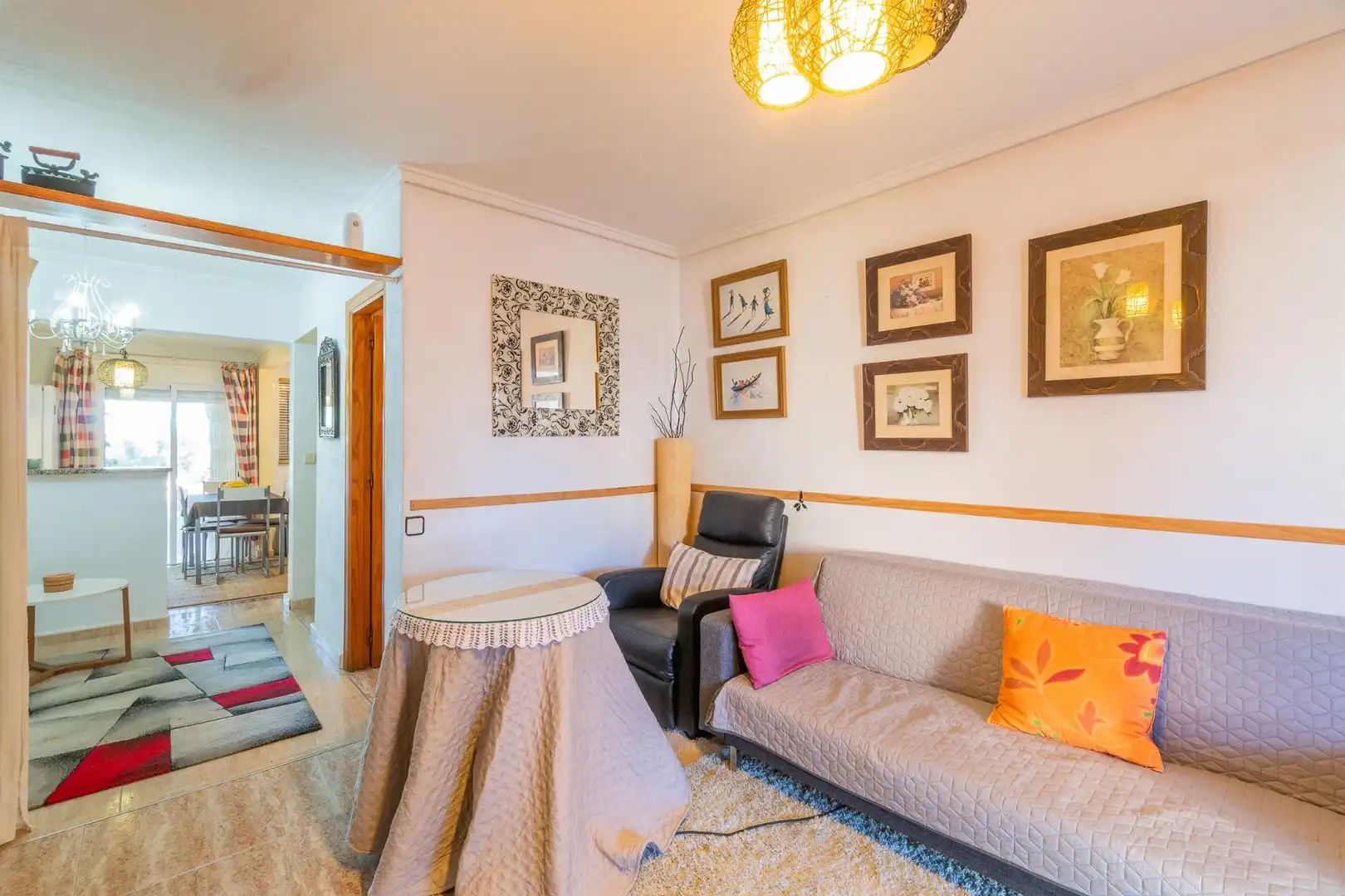 Sala de estar de Casa o chalet en venta en Torrevieja con Aire acondicionado, Jardín privado y Terraza