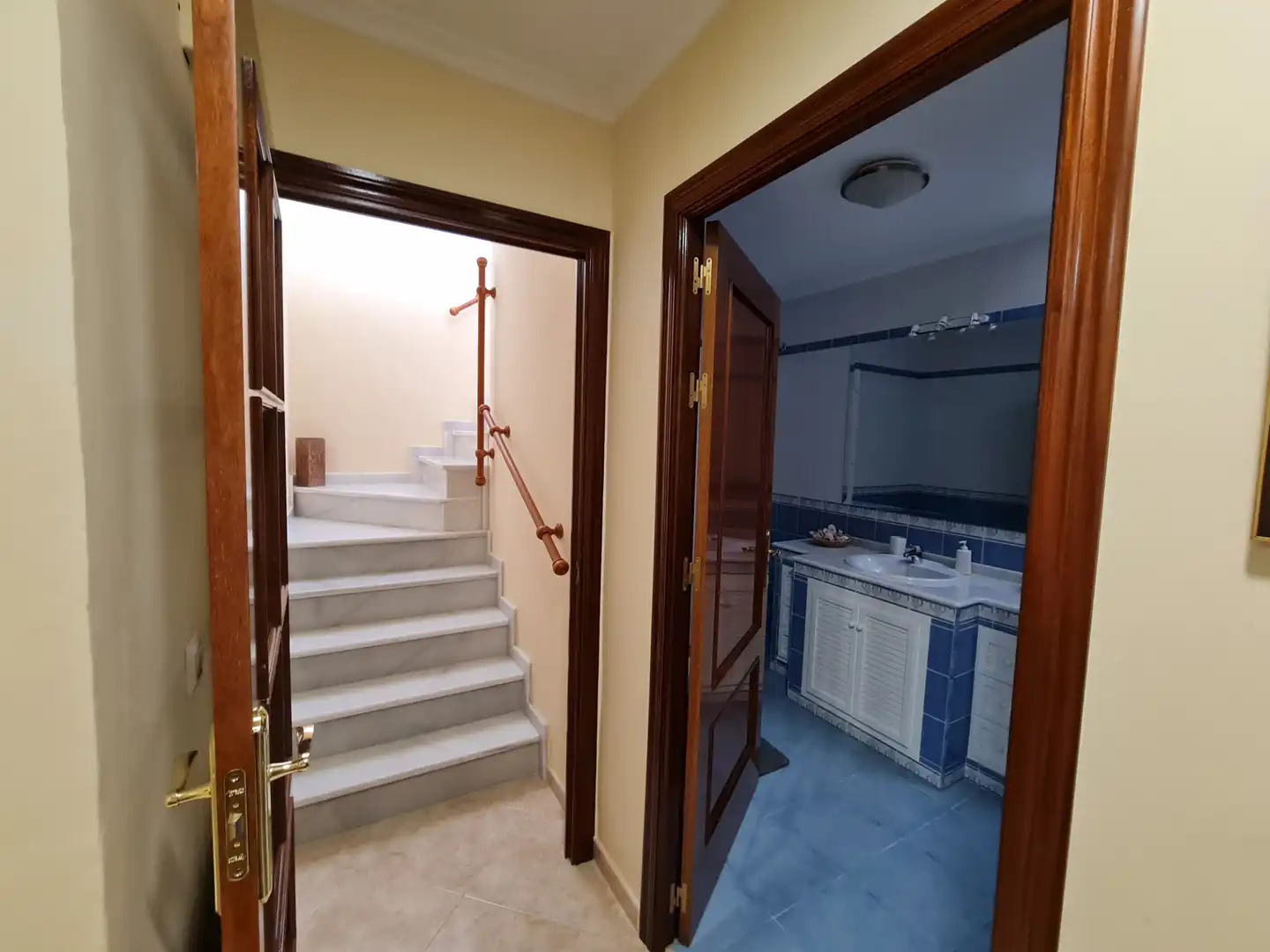 Houses for sale in Camas  with Air Conditioner, Terrace and Storage room