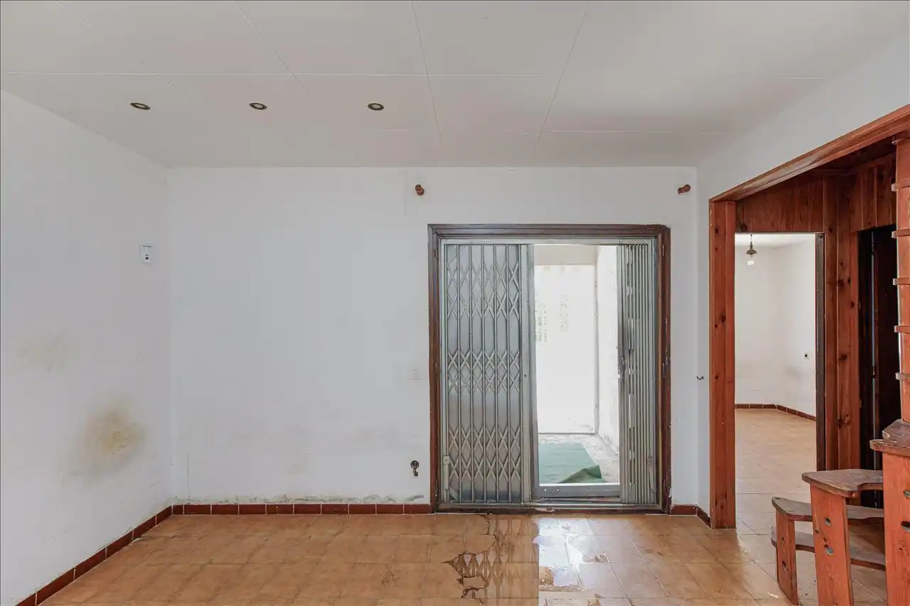 Casa aparellada amb piscina en venda a De La Illeta, imagen 15