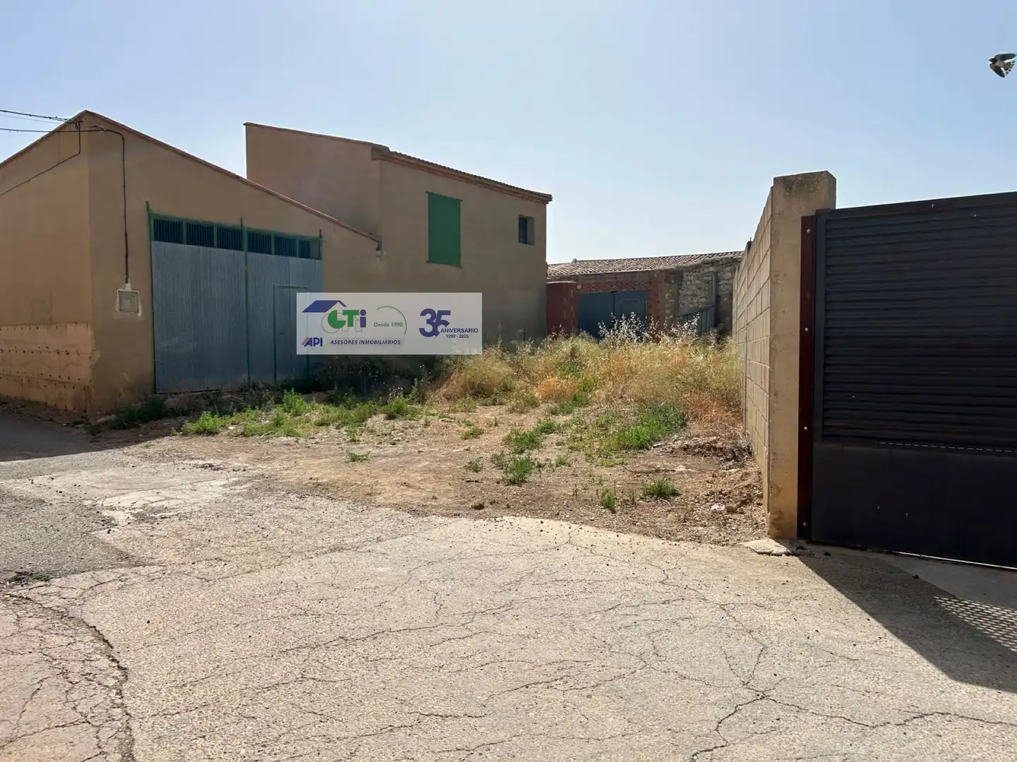 Terreny industrial en venda en Lécera
