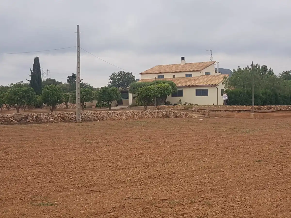 Finca rústica en venda en Roda de Berà amb Aire condicionat, Calefacció i Jardí privat
