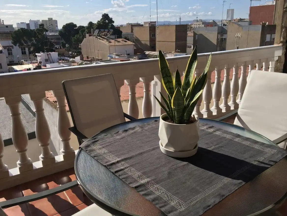 Balcony of Attic for sale in Silla  with Air Conditioner, Heating and Parquet flooring