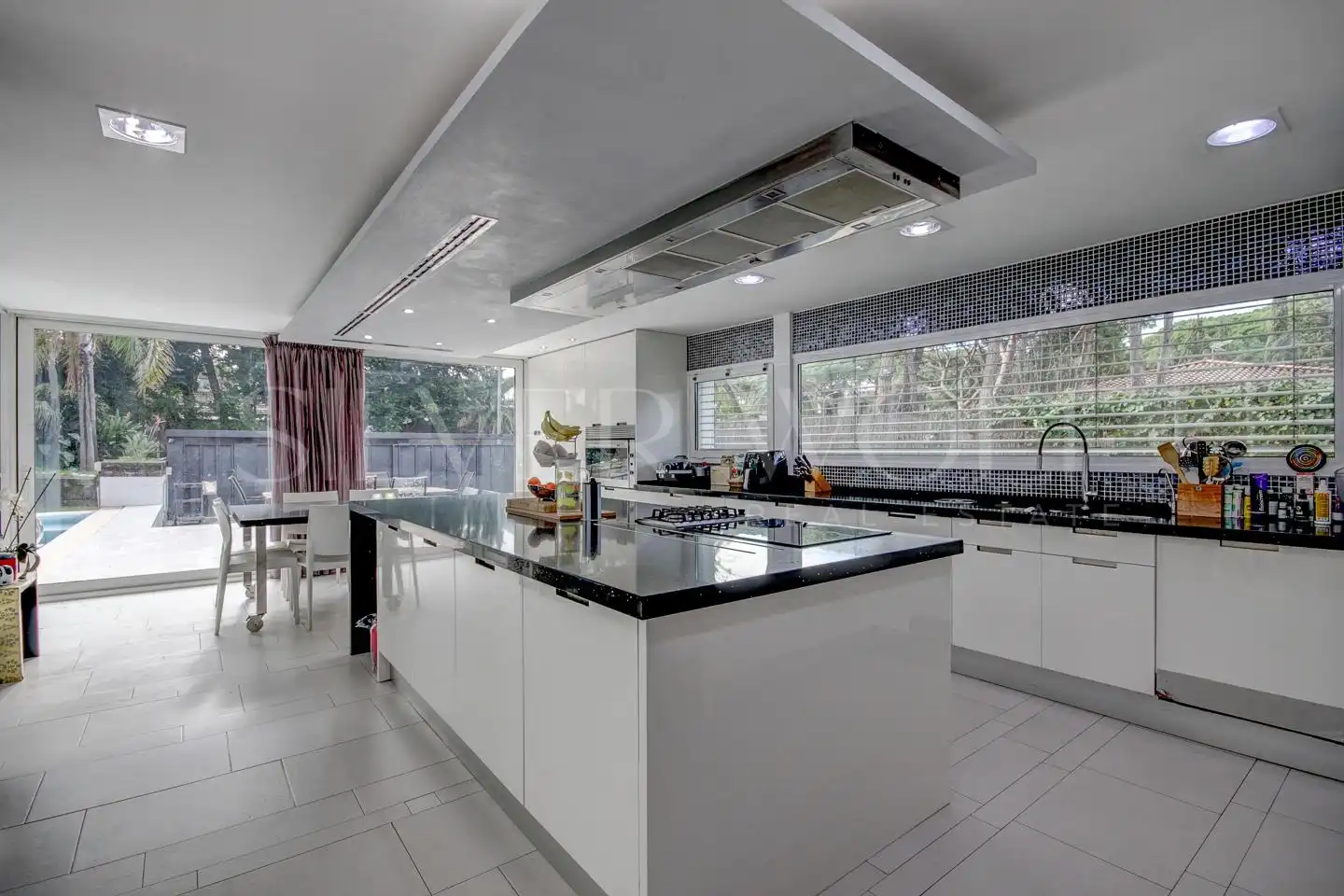 Kitchen of Houses for sale in Castelldefels  with Air Conditioner, Heating and Private garden