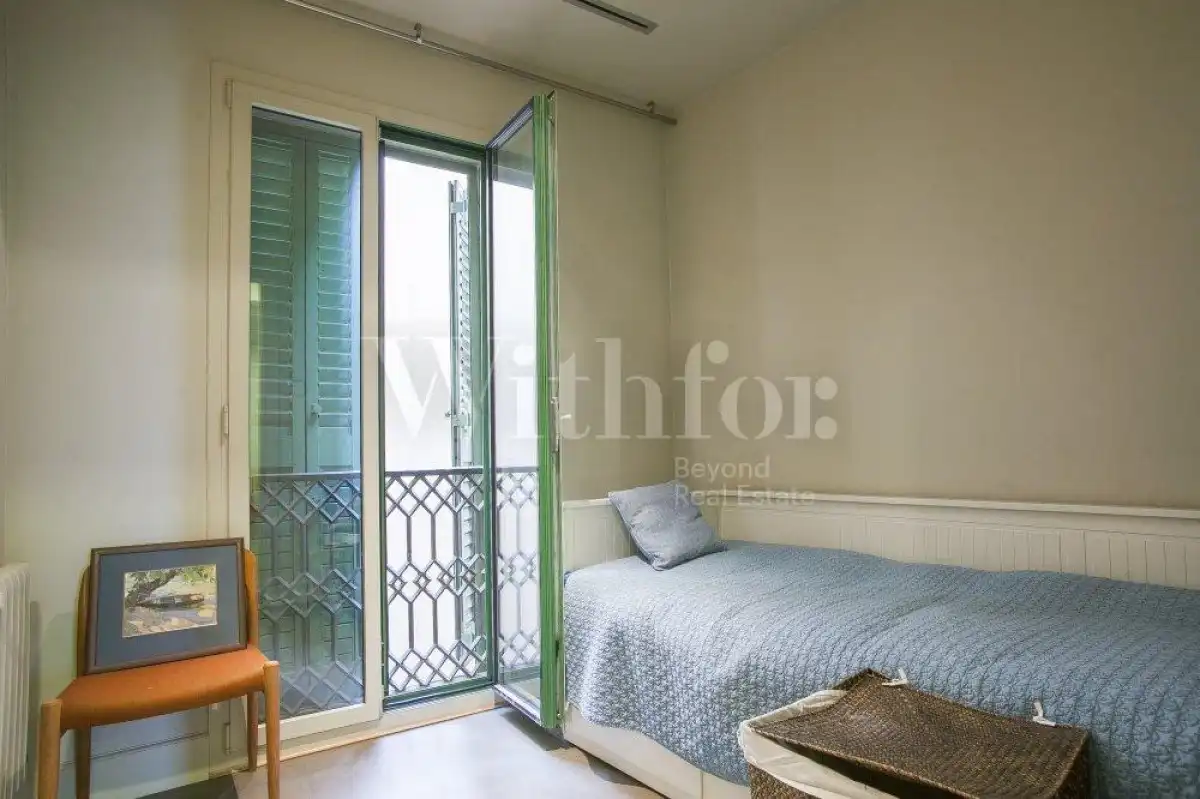 Bedroom of Flat for sale in Barcelona  with Air Conditioner, Heating and Parquet flooring