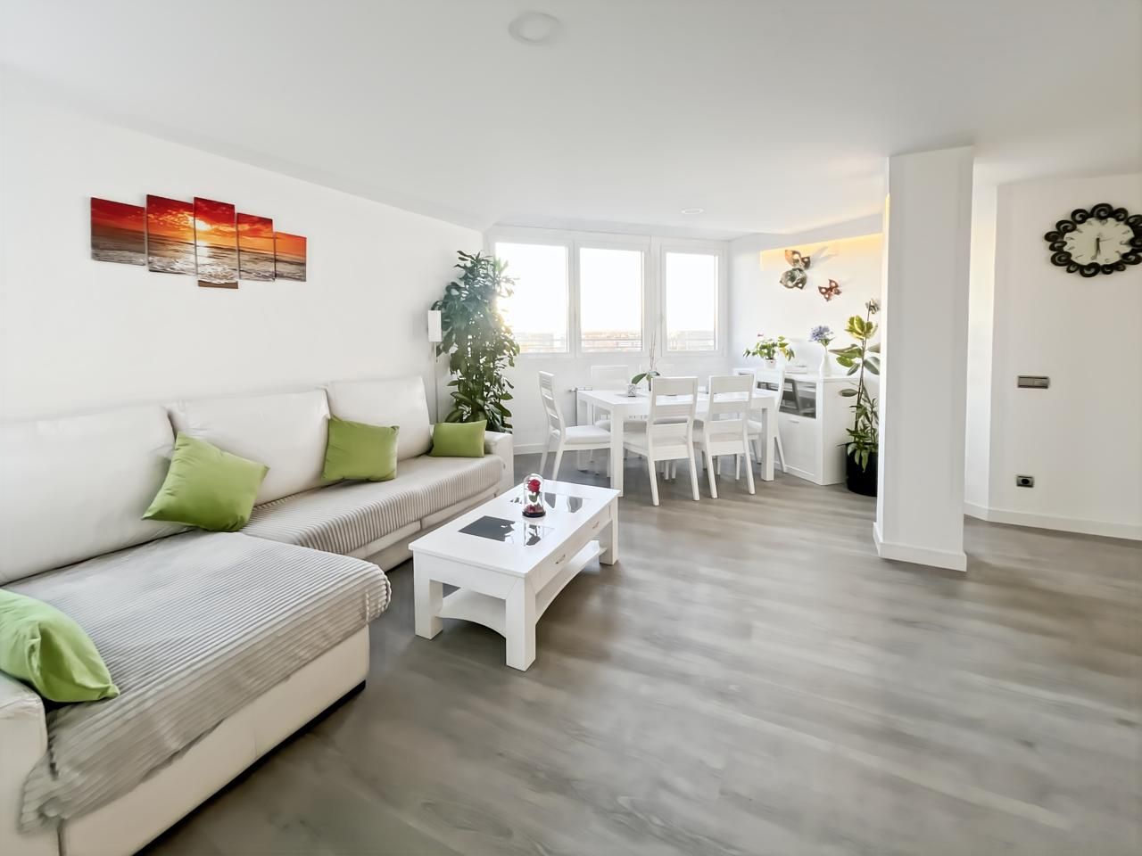 Living room of Attic for sale in  Madrid Capital  with Air Conditioner, Heating and Terrace