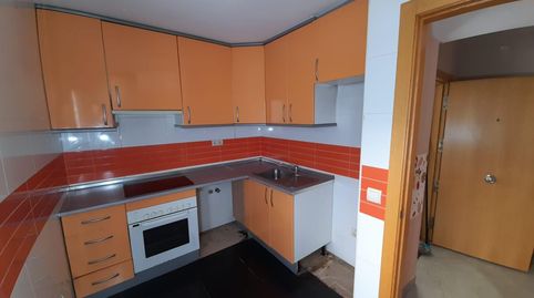 Foto 4 de Piso en venta en Cl Cacereños , Villaverde Alto, Madrid Capital