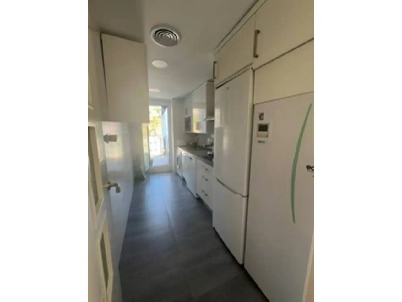 Cuina de Apartament de lloguer en Almuñécar amb Terrassa i Piscina comunitària