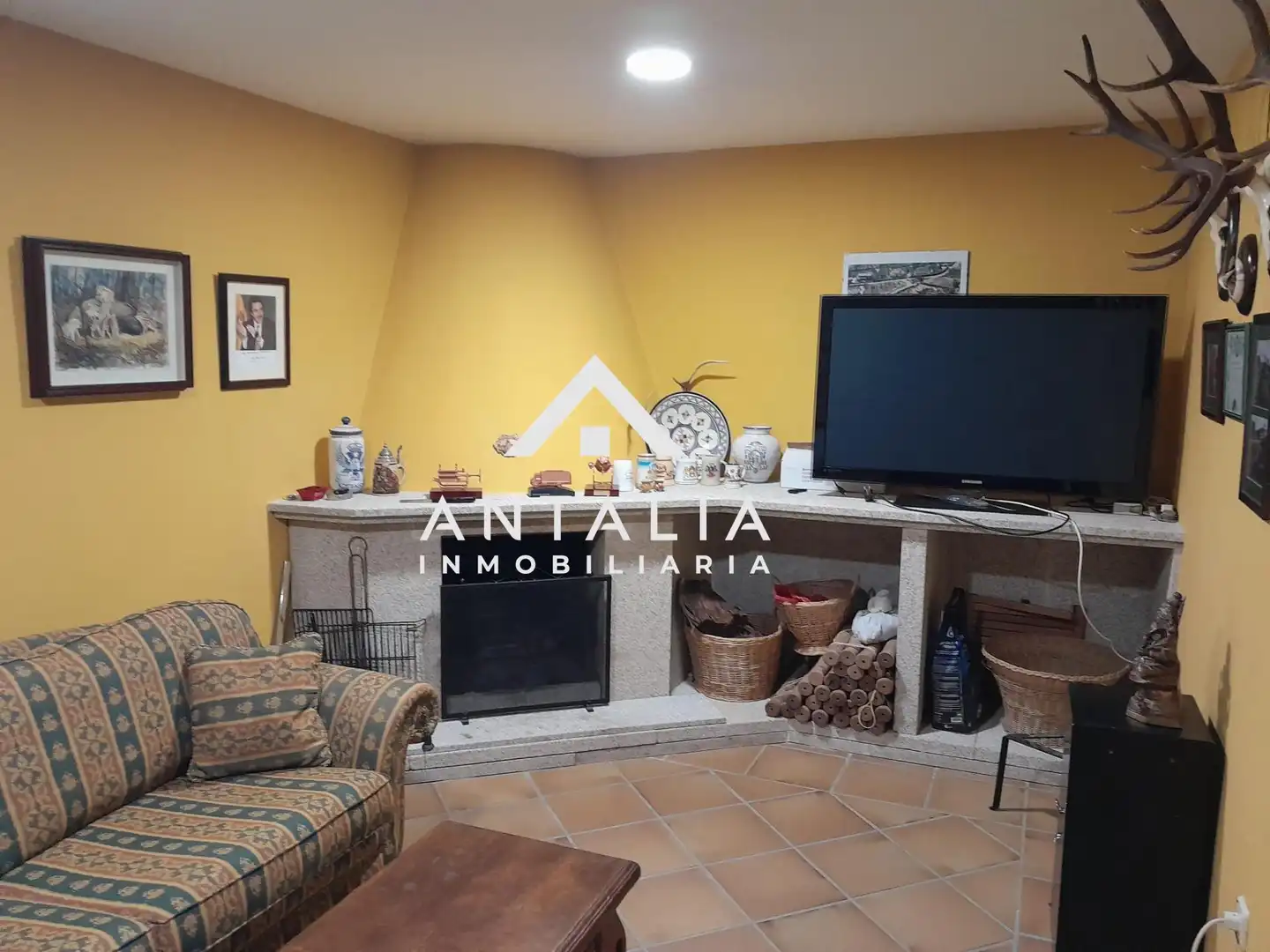 Sala d'estar de Casa o xalet en venda en Cáceres amb Aire condicionat, Calefacció i Terrassa