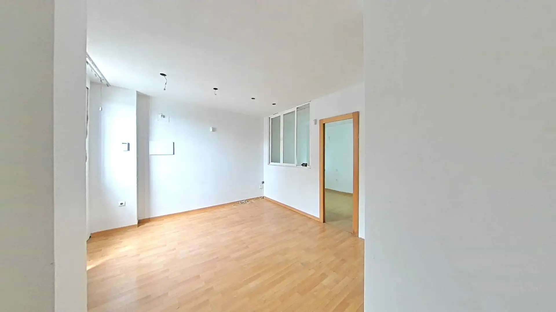 Bedroom of Apartments for sale in Madrid