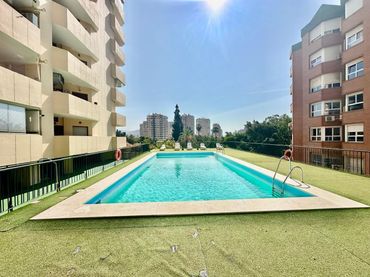 Piso con piscina en venta en Cruz de Humilladero