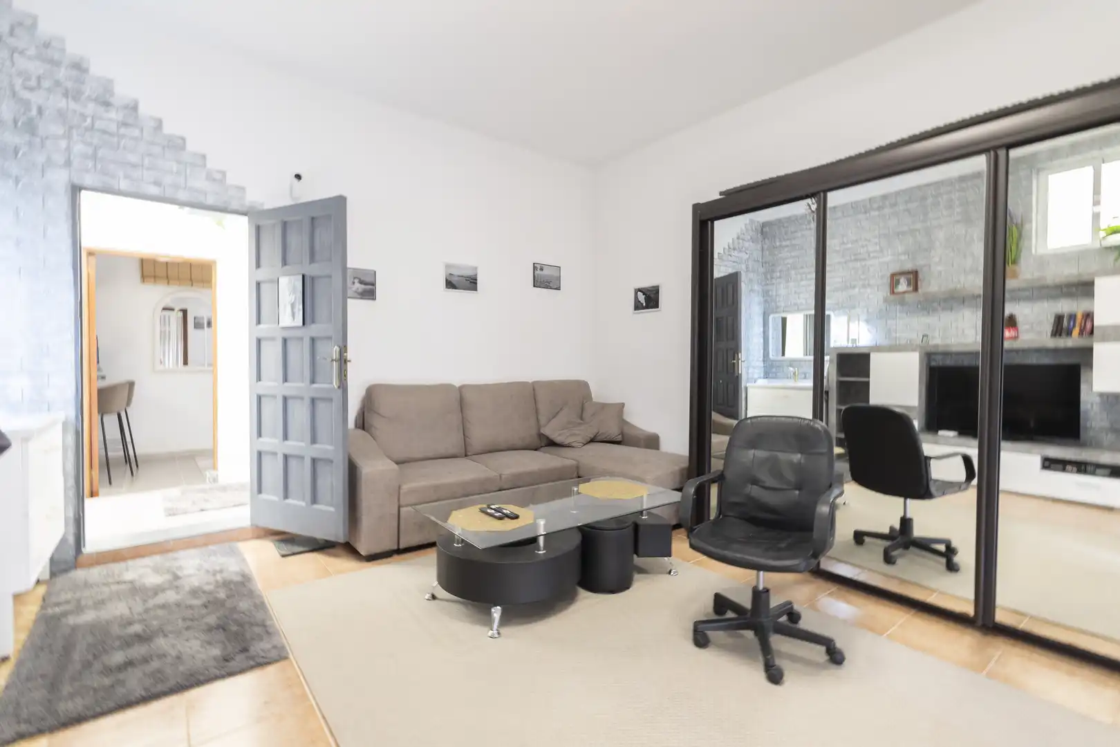 Sala de estar de Casa o chalet en venta en Arico con Terraza, Trastero y Amueblado
