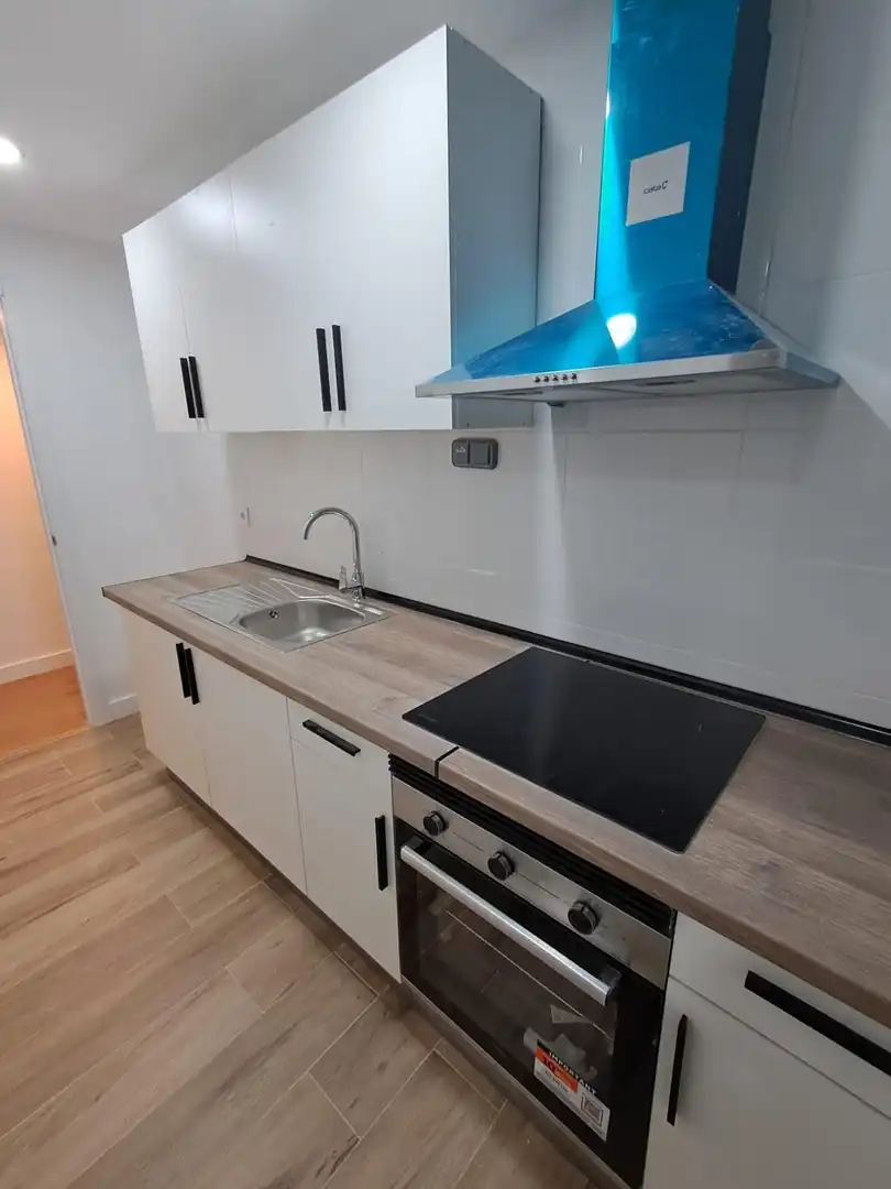 Piso con ascensor en venta en Calle ENTENÇA, imagen 5