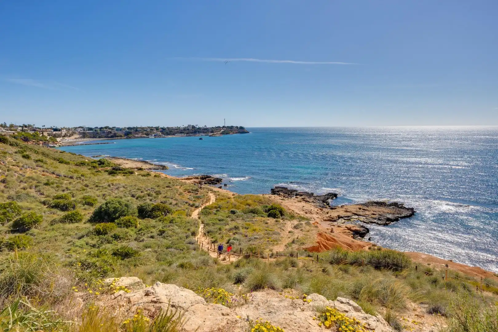 Vista exterior de Piso en venta en Orihuela con Aire acondicionado, Amueblado y Piscina comunitaria