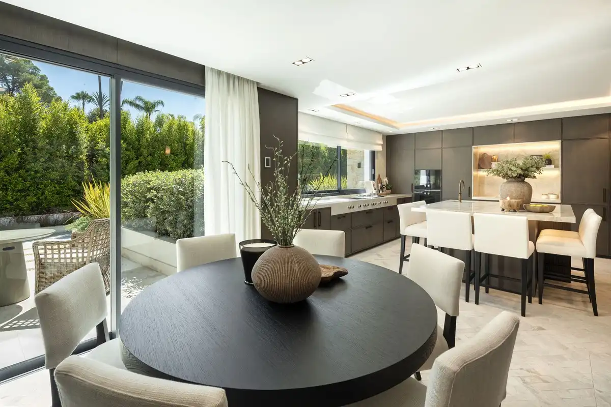 House with pool for sale in Nueva Andalucía, imagen 9