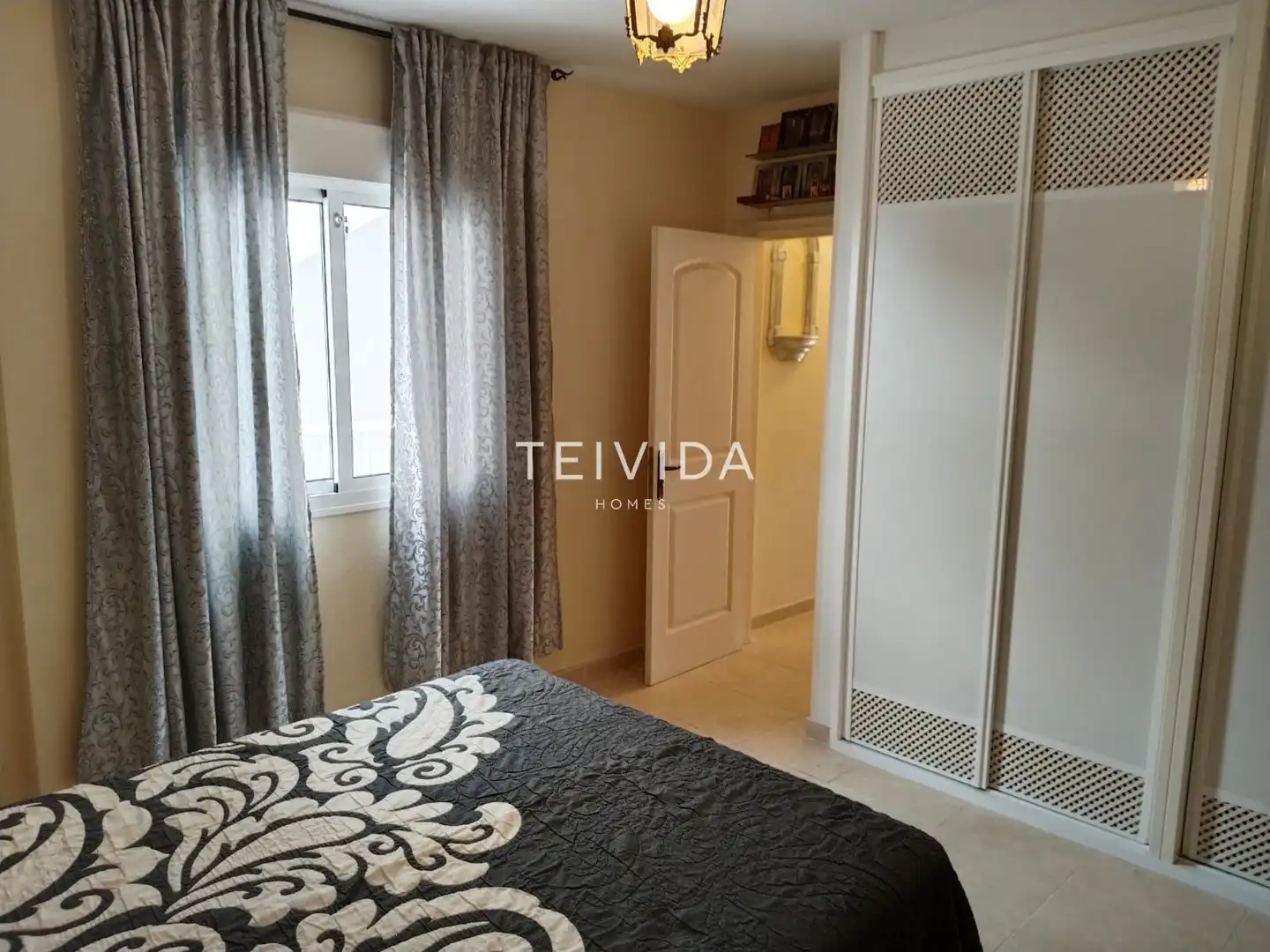 Bedroom of Flat for sale in Arona  with Swimming Pool, Furnished and Community pool