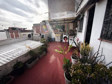 Piso en venta en Nou Barris