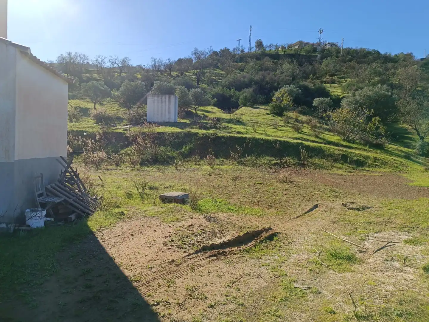 Houses for sale in Guaro  with Terrace, Storage room and Furnished