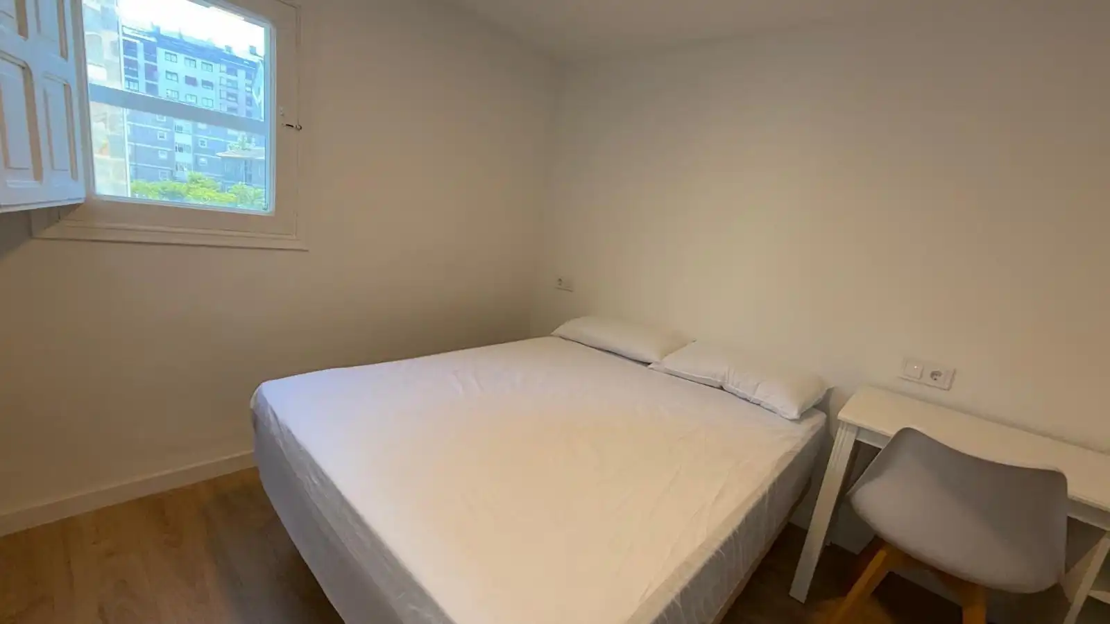 Bedroom of Flat for rent in Ourense Capital   with Heating and Furnished