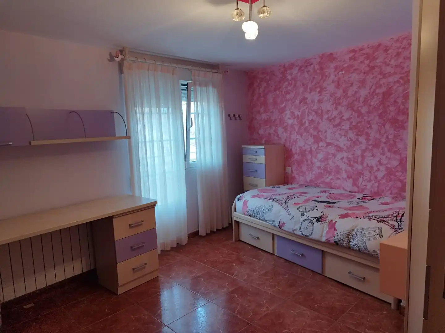 Habitación de Casa o chalet en venta en Fresno el Viejo con Calefacción, Jardín privado y Terraza