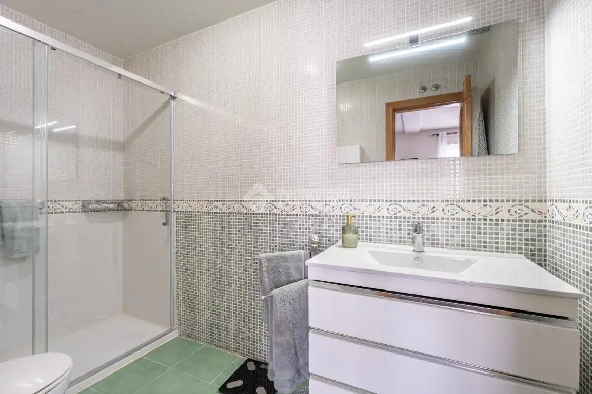 Baño de Piso en venta en Madrid con Aire acondicionado, Trastero y Balcón