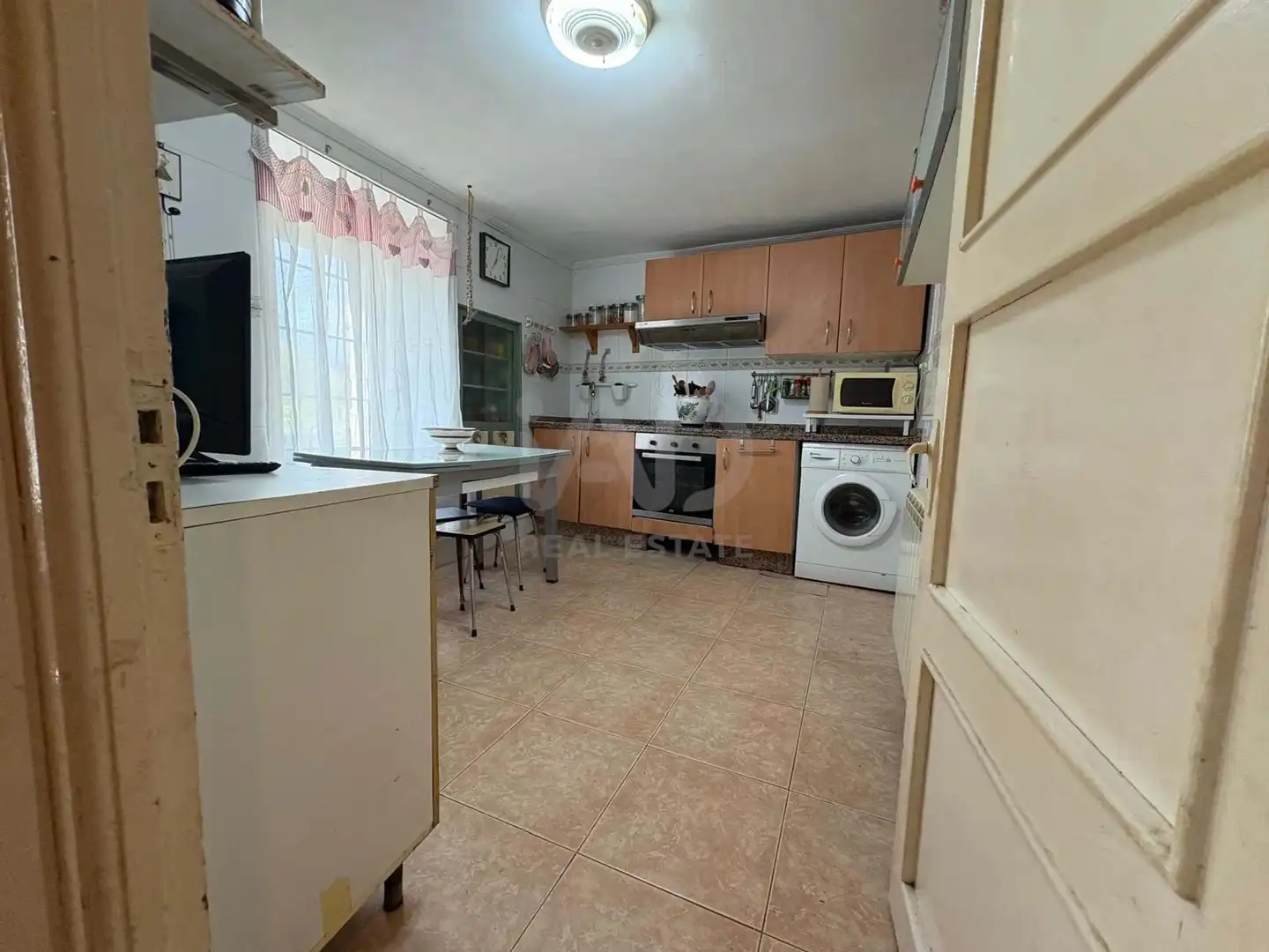 Cocina de Finca rústica en venta en La Robla  con Calefacción