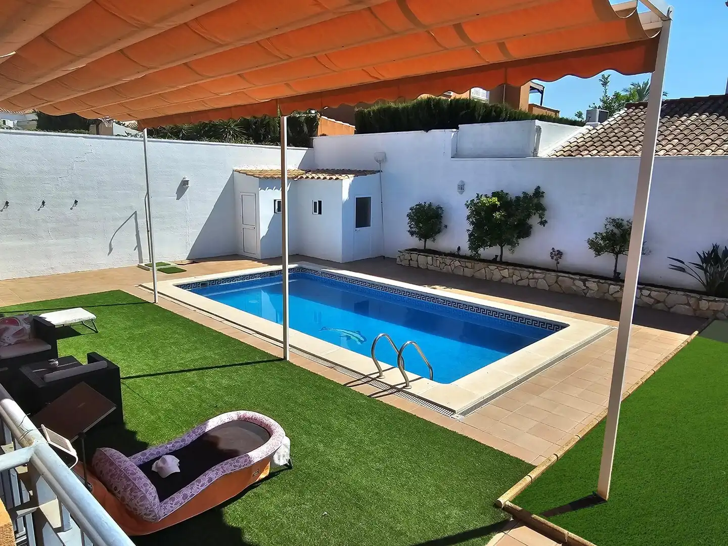 Casa con piscina en venta en Calle Calle Imperio Argentina