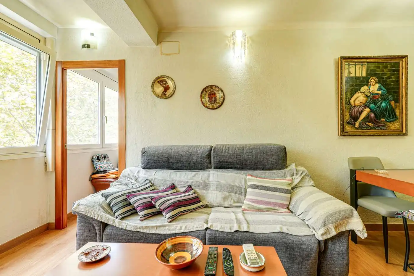 Living room of Flat for sale in Barcelona  with Furnished