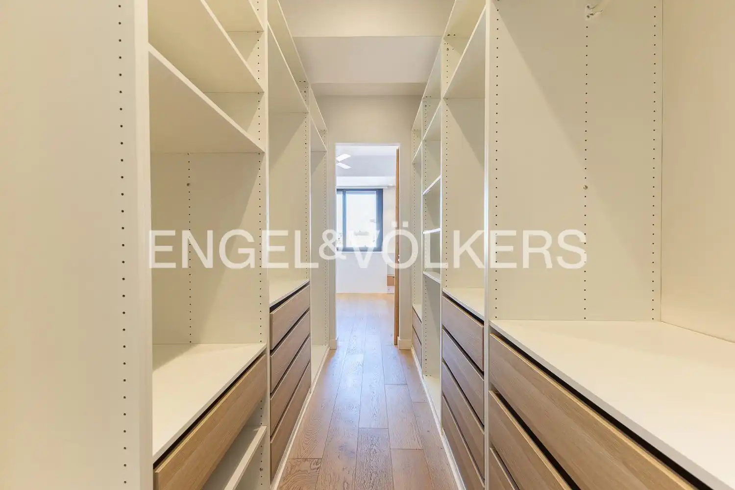 Attic for rent in Valencia  with Air Conditioner, Heating and Terrace