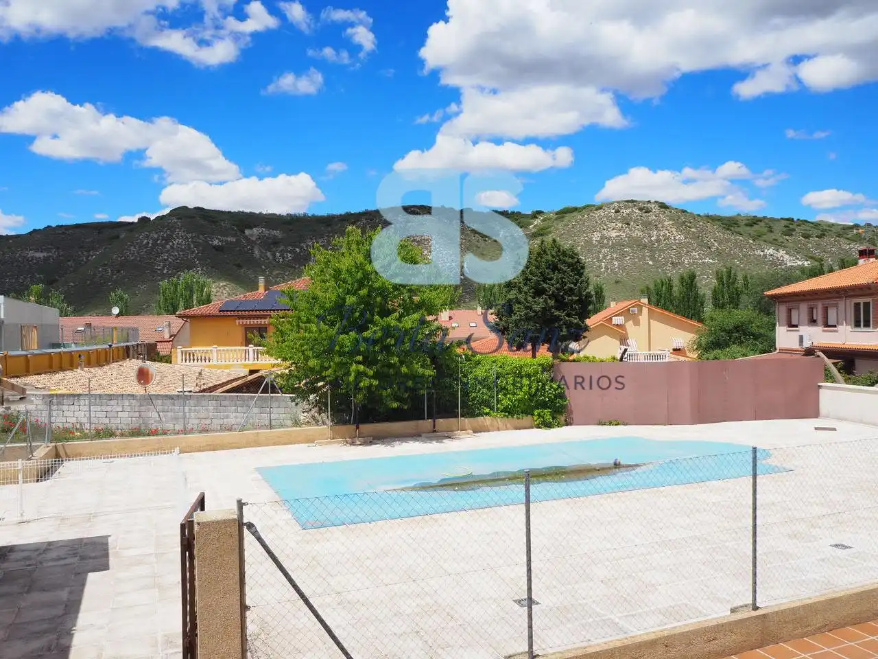 Piscina de Dúplex en venda en Villalbilla amb Aire condicionat, Calefacció i Forn