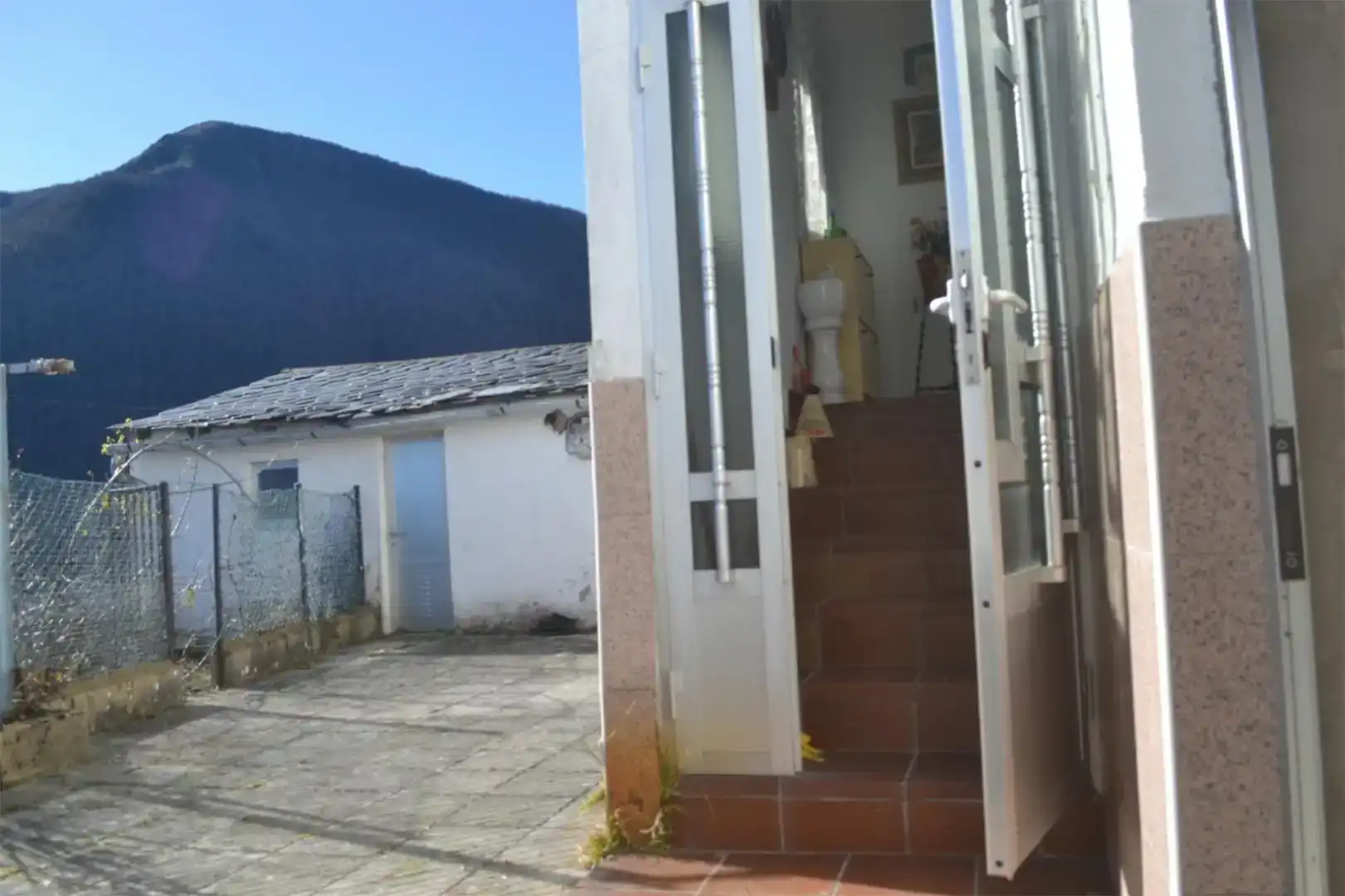 Casa o chalet en venta en Villablino con Jardín privado, Trastero y Amueblado