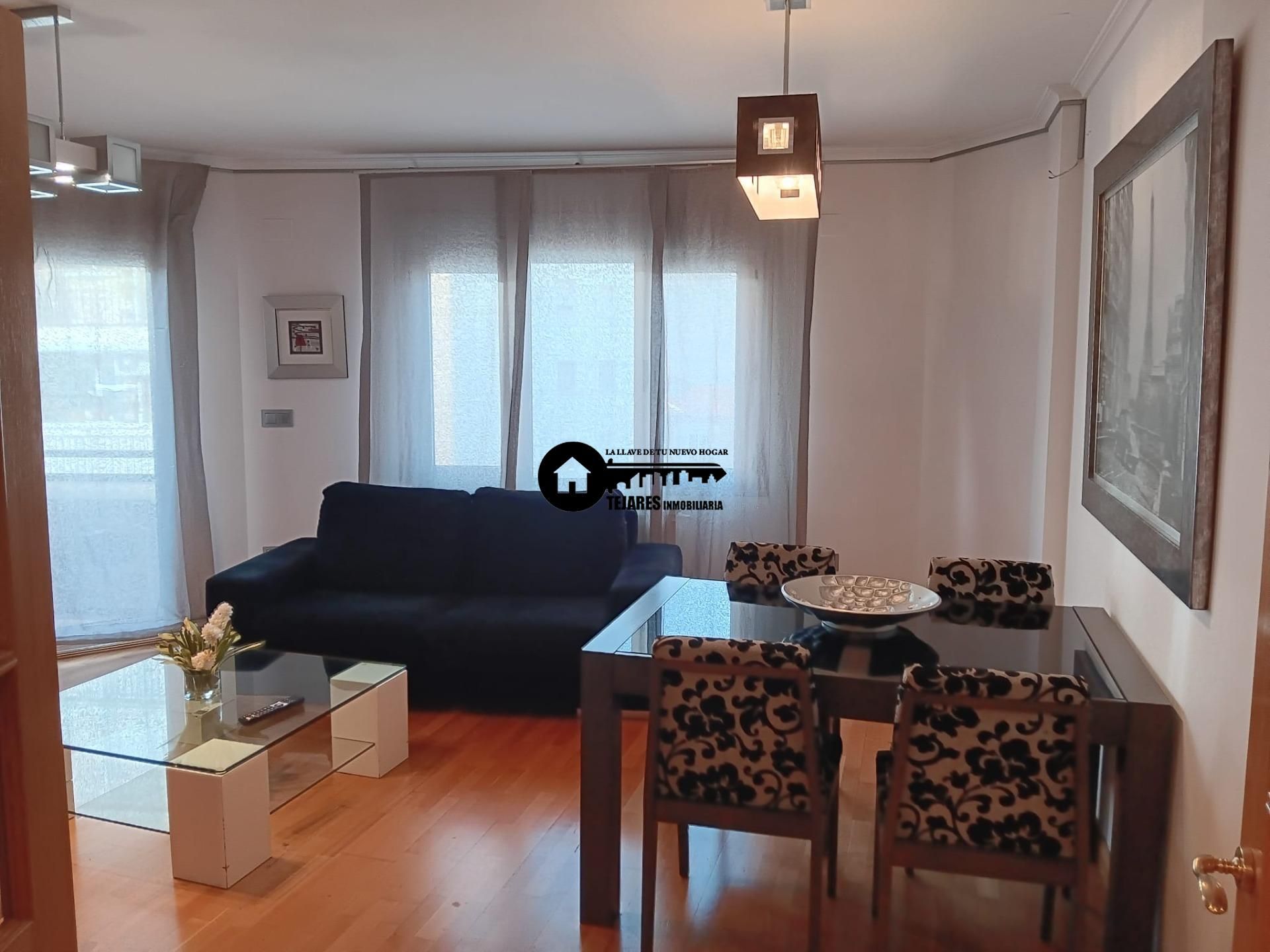 Living room of Flat to rent in  Albacete Capital  with Air Conditioner, Heating and Parquet flooring