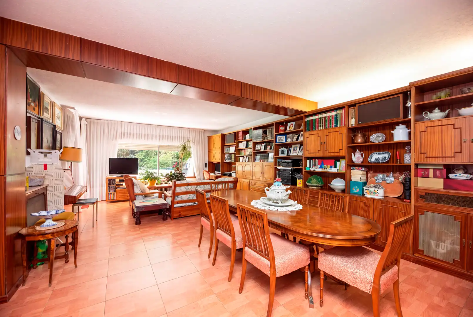 Sala de estar de Casa adosada en venta en Madrid con Calefacción, Jardín privado y Trastero