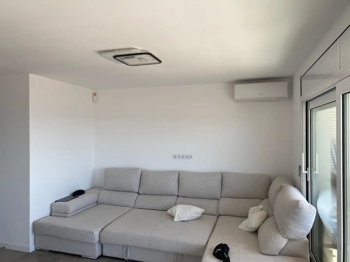Sala de estar de Ático en venta en Calafell con Aire acondicionado, Calefacción y Terraza