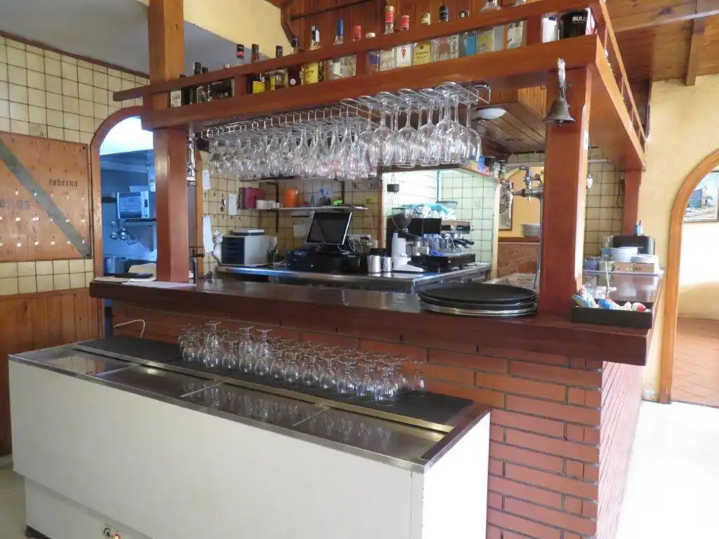 Local en traspaso en Sant Andreu de la Barca con Aire acondicionado, Calefacción y Terraza