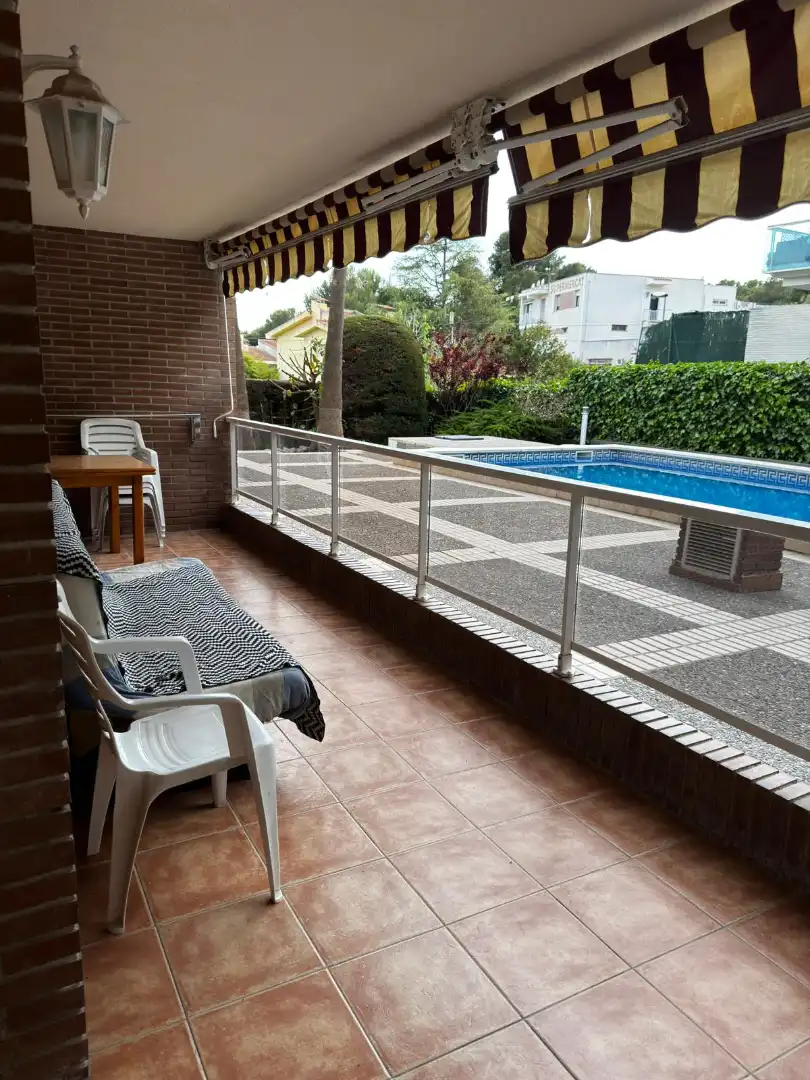 Mini appartamento con piscina in vendita a Carrer de la Cala Crancs