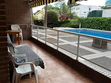 Apartment mit Pool zum Verkauf in Carrer de la Cala Crancs