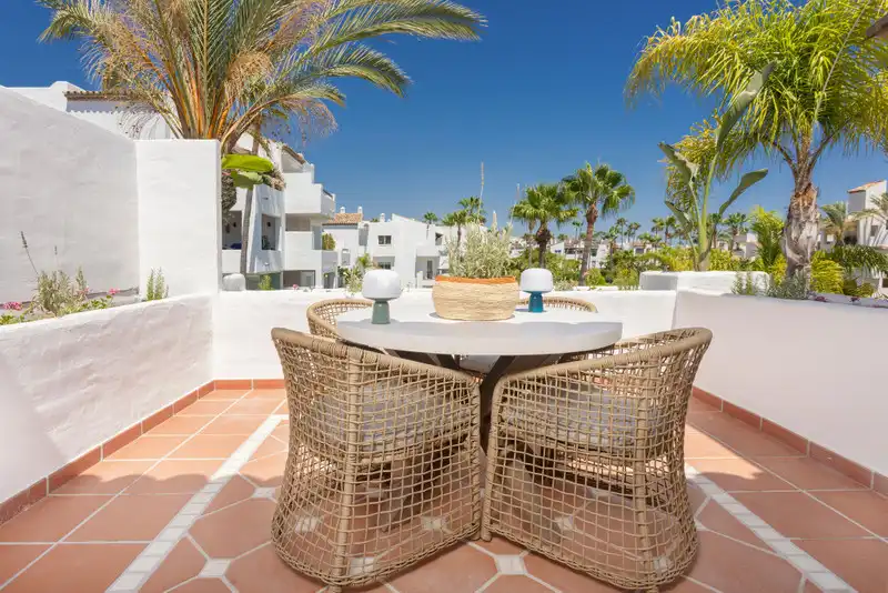 Àtic amb piscina en venda a Estepona Pueblo, imagen 3